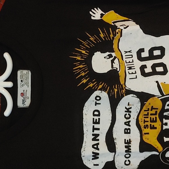 3/$30 Molson Canadian Mario Lemieux Tshirt - Picture 2 of 5